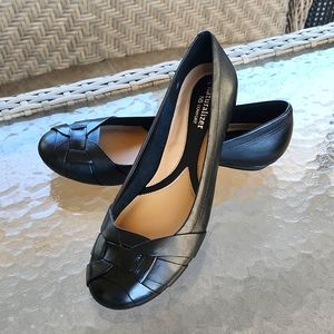 NWT NATURALIZER LEATHER SHOES